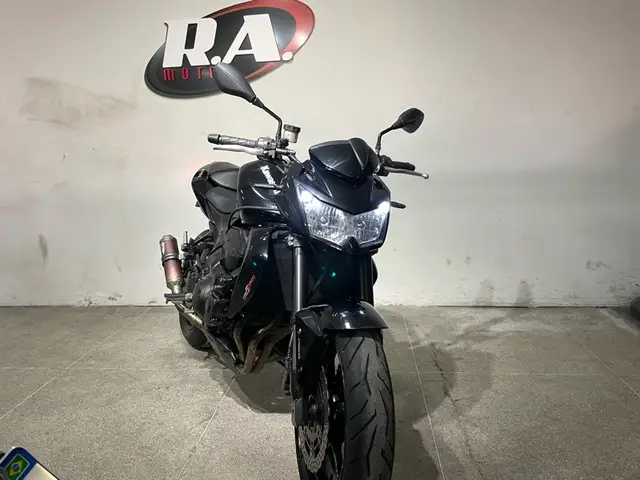 Carro Kawasaki Z 750 2011 Z 750