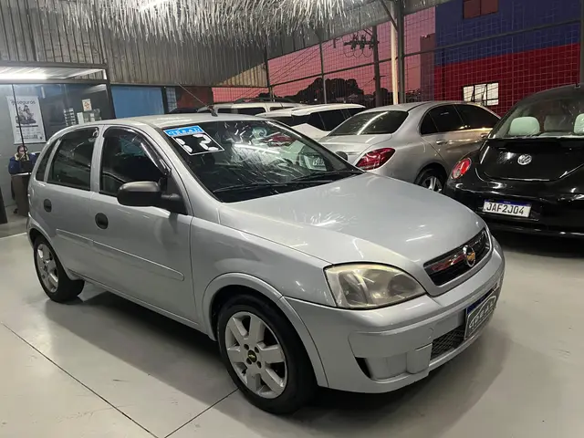 Carro Chevrolet Corsa Hatch 2012 Maxx 1.4 (Flex)