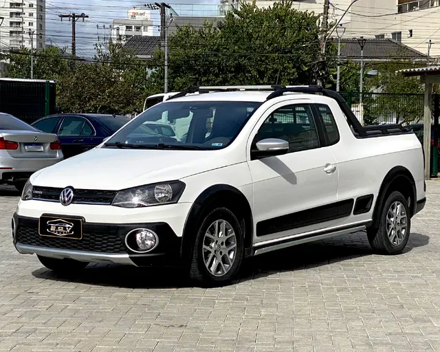 Carro Volkswagen Saveiro 2015 Cross 1.6 16v MSI CE (Flex)