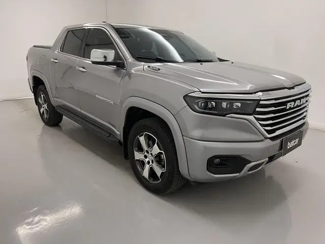 Carro RAM Rampage 2024 Laramie 2.0 Turbo