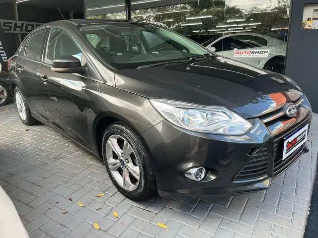 Carro Ford Focus Hatch 2015 S 1.6 16V TiVCT PowerShift