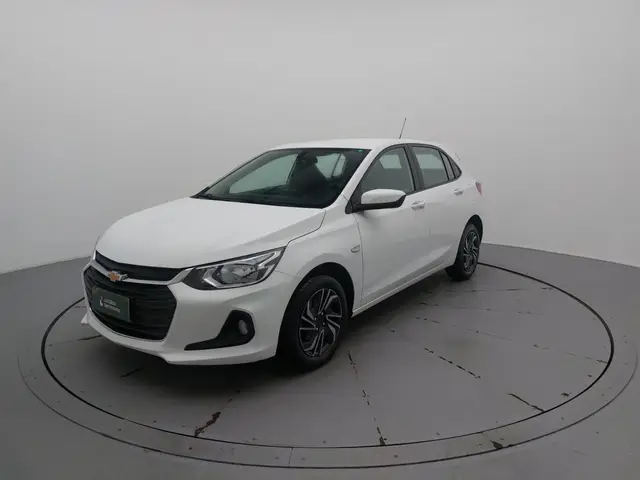 Carro Chevrolet Onix Plus 2024 LT 1.0