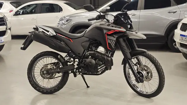 Moto Yamaha XTZ 250 Lander 2025 Connected