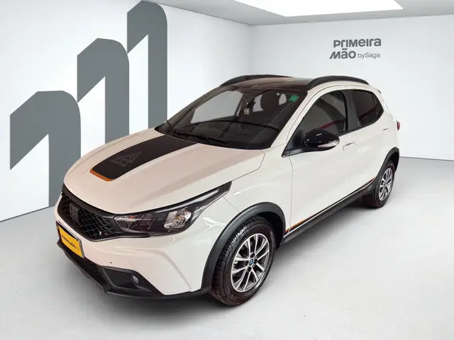 Carro Fiat Argo 2024 Trekking 1.3