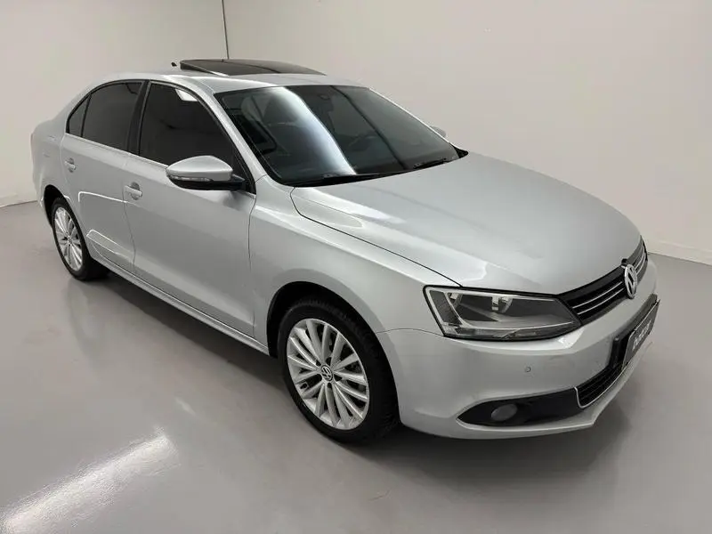 Volkswagen Jetta 2.0 TSI Highline DSG