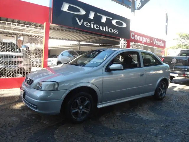 Carro Chevrolet Astra Hatch 2000 GL 1.8 MPFi