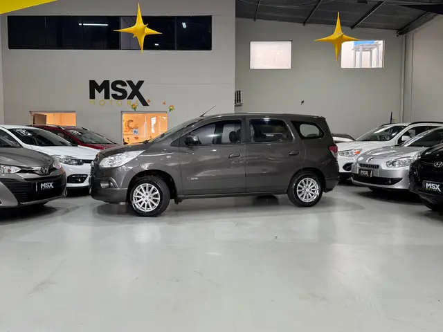 Carro Chevrolet Spin 2013 LT 5S 1.8 (Aut) (Flex)