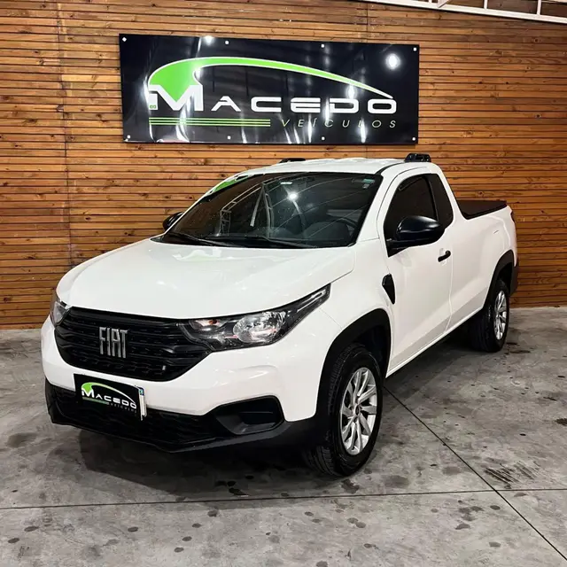 Carro Fiat Strada 2023 Endurance 1.4 Cabine Plus (Flex)