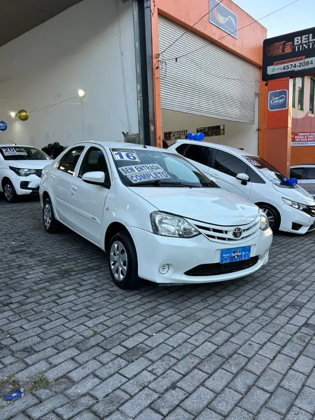 Carro Toyota Etios Sedan 2016 X 1.5 (Flex)