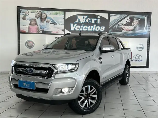 Carro Ford Ranger Cabine Dupla 2017 Ranger 3.2 XLT CD 4x4 (Aut)