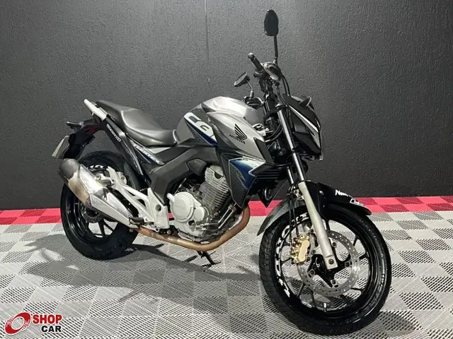 Moto Honda CB 250F Twister 2020 Standard