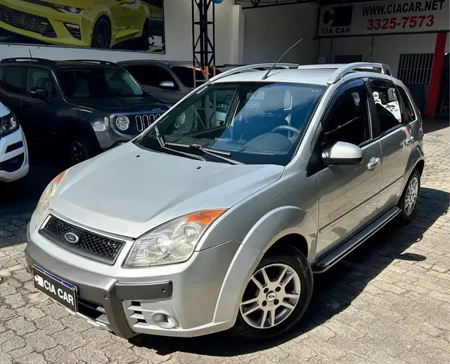 Carro Ford Fiesta Hatch 2010 Trail 1.6 (Flex)