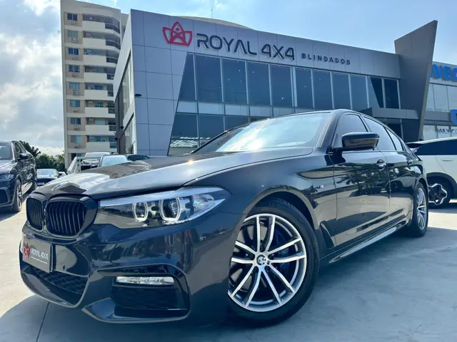 Carro BMW 530i 2018 M Sport