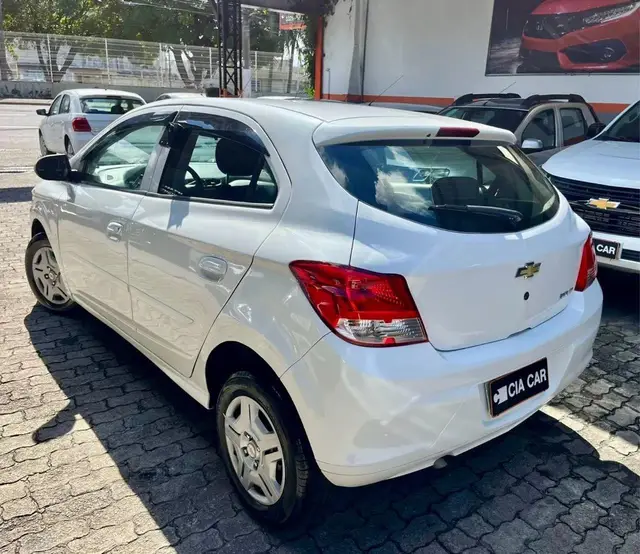 Carro Chevrolet Onix 2015 1.0 LT SPE/4