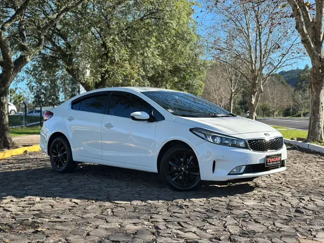 Carro Kia Cerato 2019 1.6 AT E.395