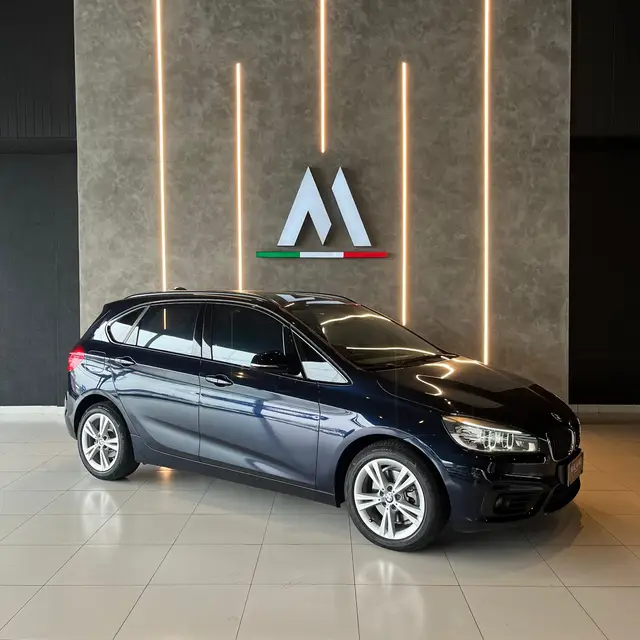 Carro BMW 220i Active Tourer 2017 220i CAT GP ActiveFlex
