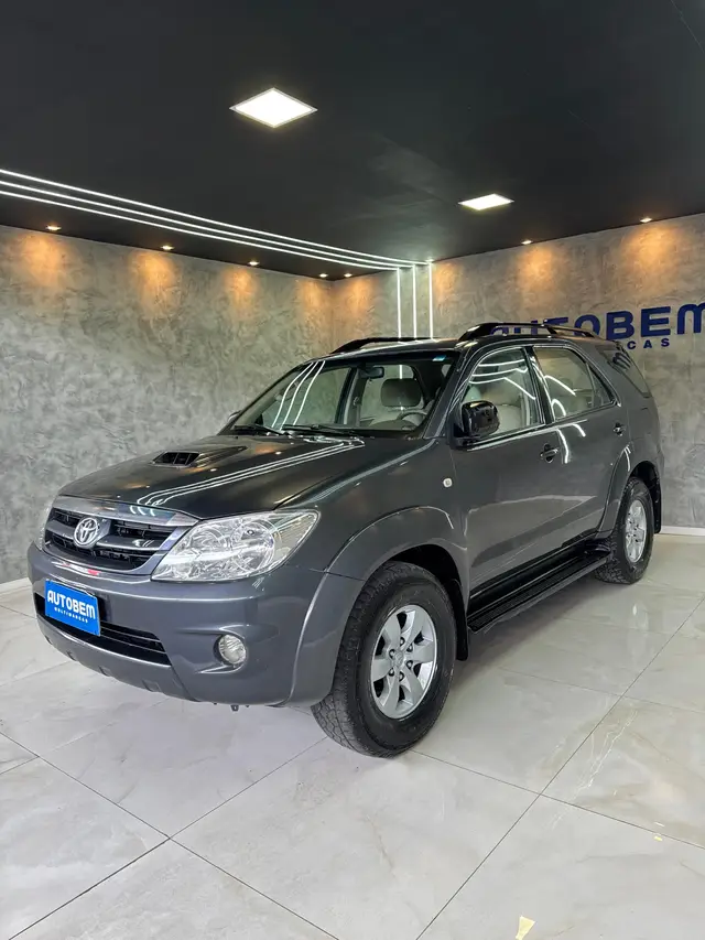 Carro Toyota Hilux SW4 2008 SRV 4x4 3.0 Turbo  (aut)