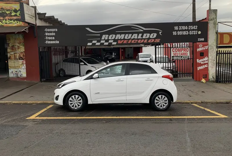 Hyundai 1.0 Comfort Plus (Flex)