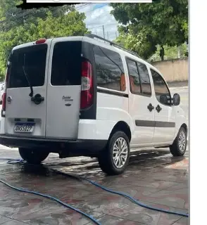 Carro Fiat Doblò 2018 Essence 1.8 5L (Flex)