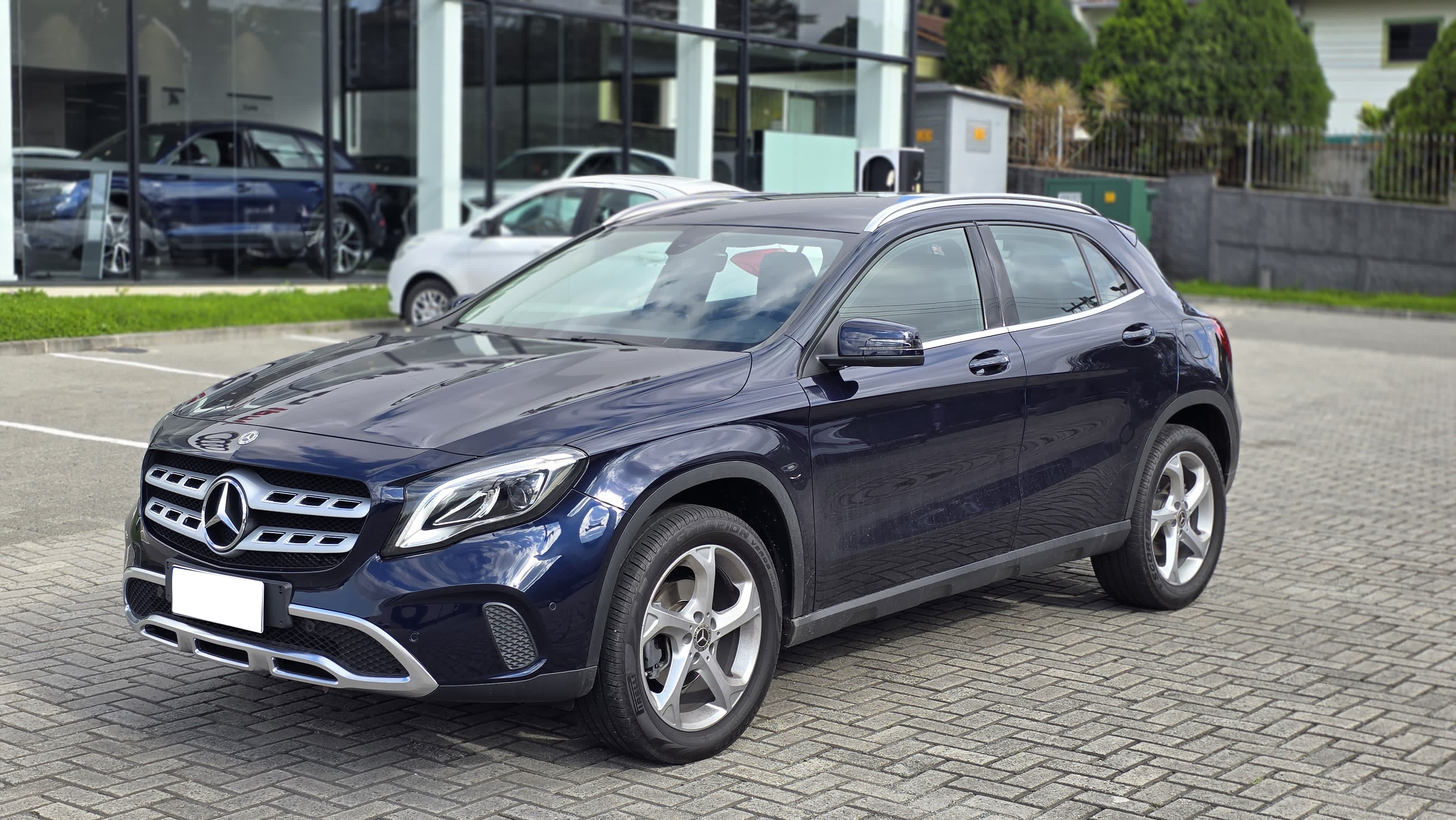 mercedes-benz 1.6 cgi flex advance 7g-dct