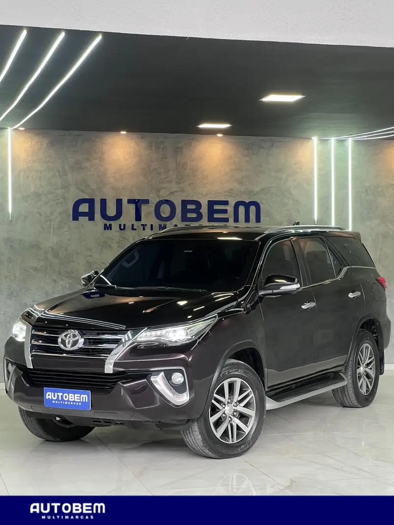 Toyota SW4 2.8 TDI SRX 5L 4x4 (Aut)