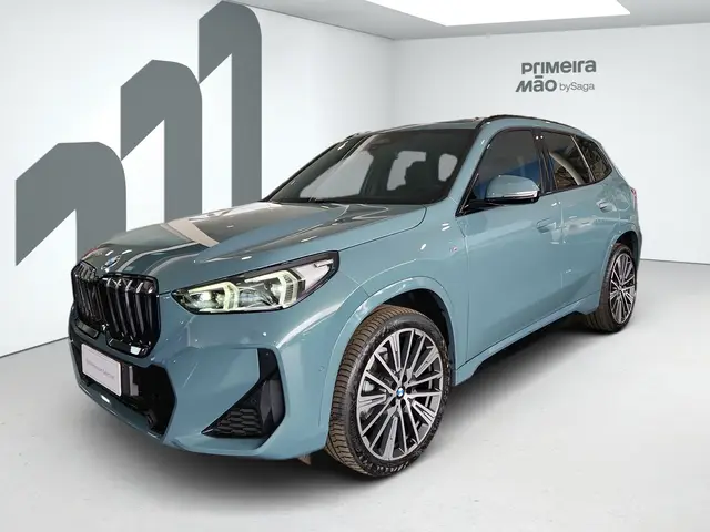 Carro BMW X1 2023 sDrive20i M Sport 2.0 Turbo (Aut.)