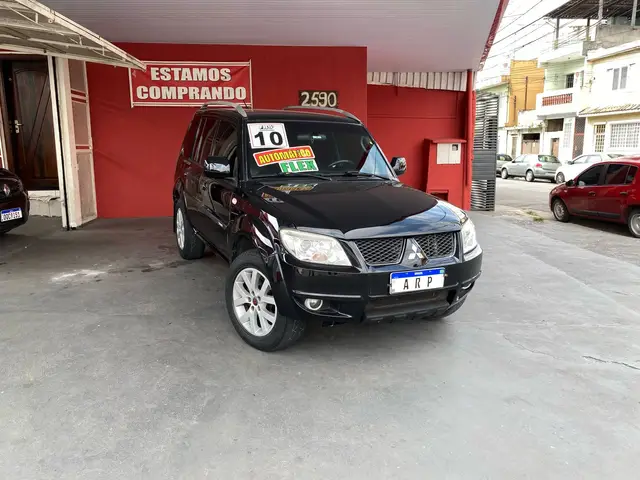 Carro Mitsubishi Pajero TR4 2010 2.0 16V 4x4 (flex) (aut)