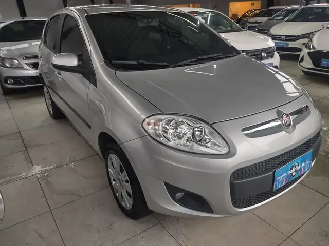 Carro Fiat Palio 2015 Essence 1.6 16V (Flex)