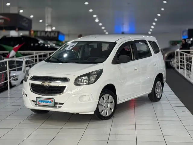Carro Chevrolet Spin 2016 LT 5S 1.8 (Flex)