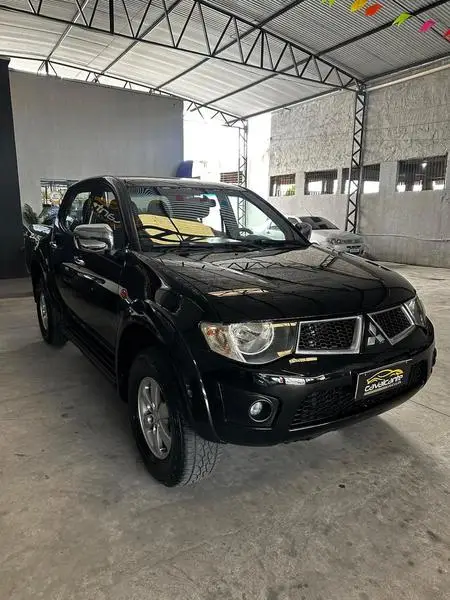 Carro Mitsubishi L200 Triton Sport 2012 HPE 4x4 3.2 DI-D (Aut)