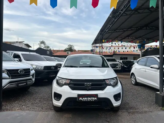 Carro Fiat Mobi 2023 Like 1.0 (Flex)