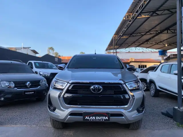 Carro Toyota Hilux Cabine Dupla 2021 SRX 2.8 TDI CD 4x4 (Aut)