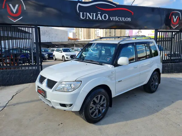 Carro Mitsubishi Pajero TR4 2012 2.0 16V 4x2 (Flex)