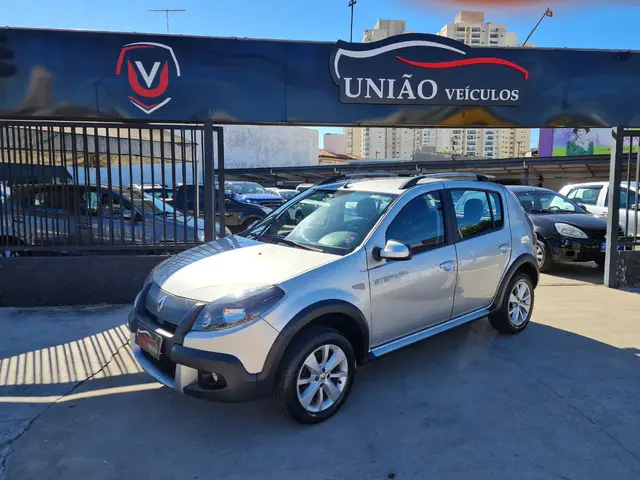 Carro Renault Sandero Stepway 2014 1.6 8V (flex)