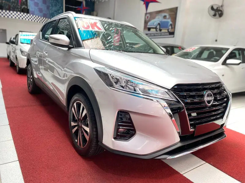 Nissan Sense CVT 1.6 (Flex)