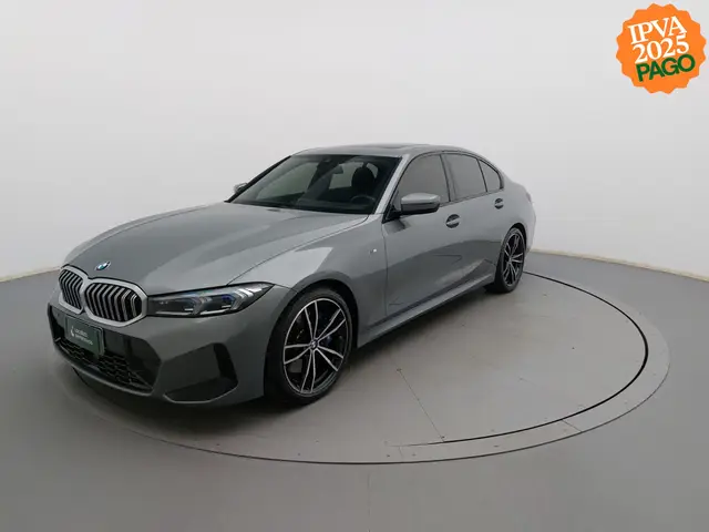 Carro BMW 320i 2024 M Sport 2.0 Turbo (Aut.)