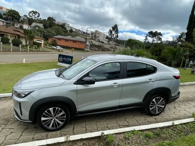 Carro Fiat Fastback 2024 Audace