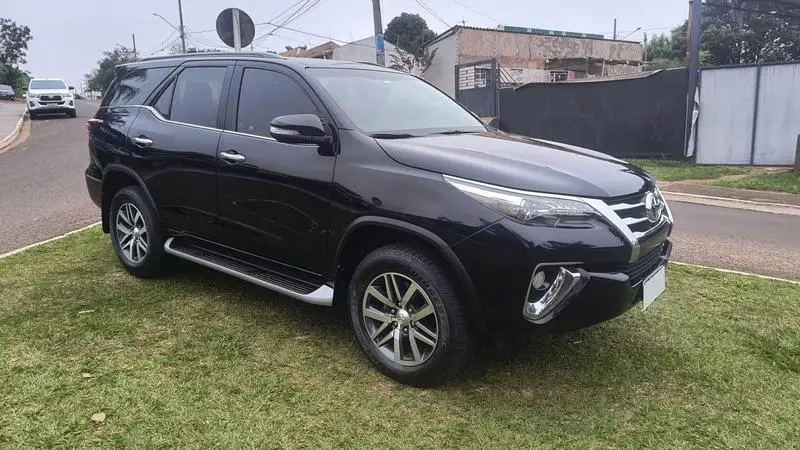 Toyota SW4 2.8 TDI SRX 5L 4x4 (Aut)