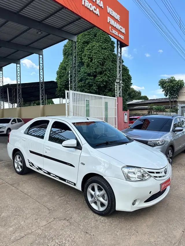 Carro Toyota Etios Sedan 2016 X 1.5 (Flex)