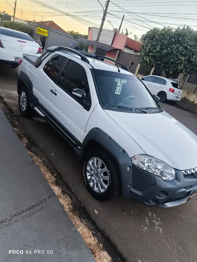 Carro Fiat Strada 2015 Adv.1.8 16V Dualogic Flex CD