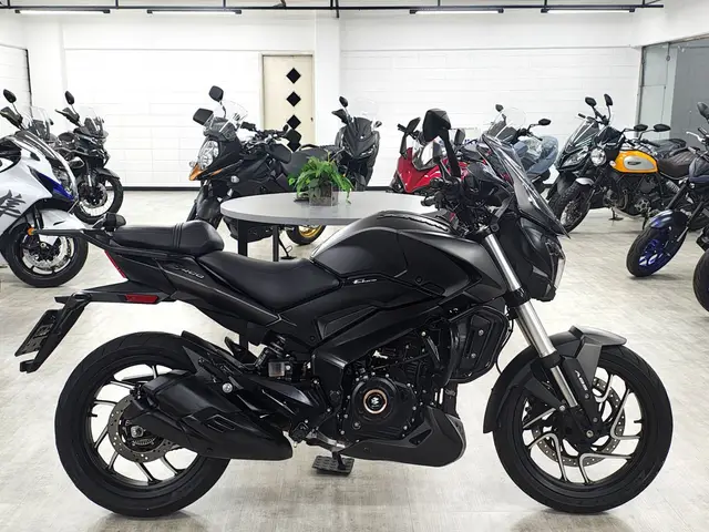 Moto Bajaj Dominar 400 2025 DOMINAR 400