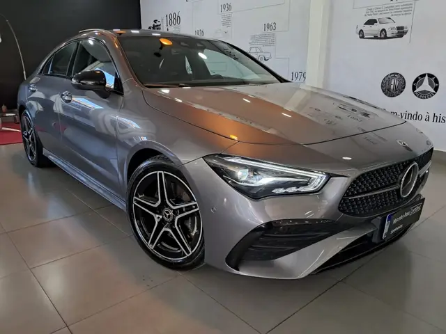 Carro Mercedes-Benz CLA 200 2024 1.3 TB 16V 163cv Aut. (Híbrido)