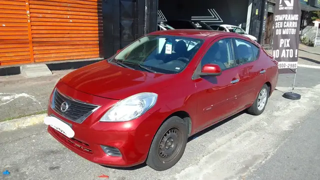 Carro Nissan Versa 2014 1.6 16V SV (Flex)