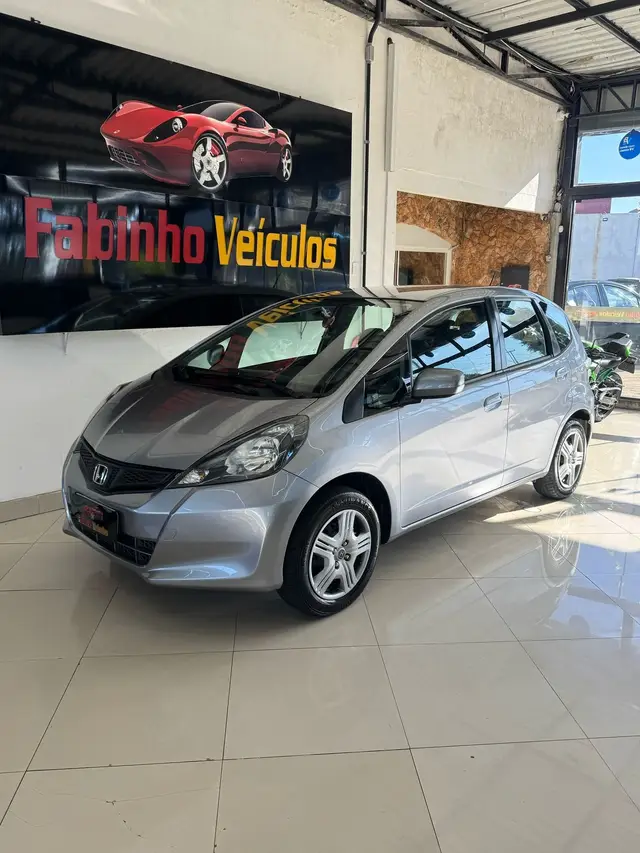 Carro Honda Fit 2014 Twist 1.5 16v (Flex)