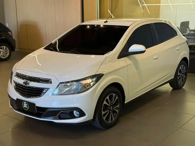 Carro Chevrolet Onix 2013 1.4 LTZ SPE/4
