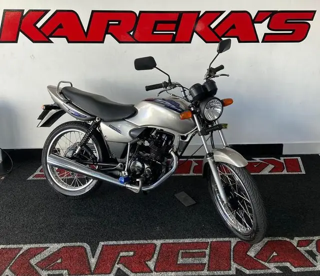 Moto Honda CG 125 2002 Titan KSE