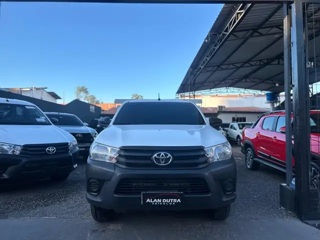 Carro Toyota Hilux Cabine Simples 2019 Hilux 2.8 TDI Chassi CS 4x4