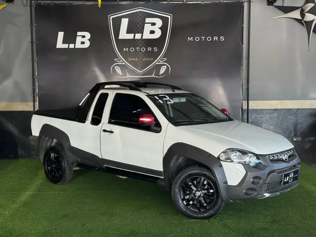 Carro Fiat Strada 2013 Adventure 1.8 16V (Flex) (Cabine Estendida)