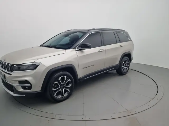 Carro Jeep Commander 2023 Limited 1.3 T270