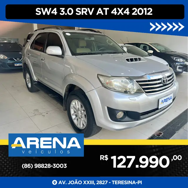 Carro Toyota Hilux SW4 2012 SRV 3.0 4X4 (7 Lugares)